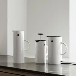 Stelton Kaffe- & Teudstyr<EM77 termokande 1 L, white