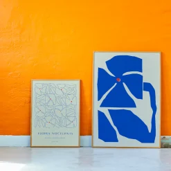 New Paper Collective Flores Nocturnas 01 poster