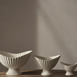 Ferm Living Skåle, Bakker & Fade<Fountain Skål Large, off-white