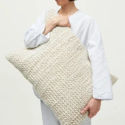 Aiayu Pyntepuder & Hynder<Idras Pillow, pure ecru