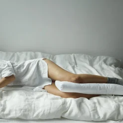 Nordic Sleep by Fossflakes Hovedpuder<KneeAnkel pude