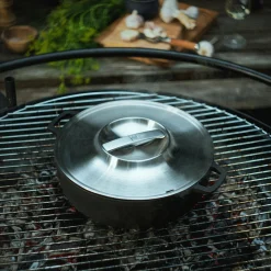 Fiskars Gryder & Pander<Norden Grill støbejernsgryde med låg Ø 30 cm
