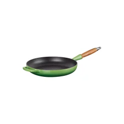 Outlet Le Creuset Signature stegepande med træhåndtag Ø 28 cm, bamboo green