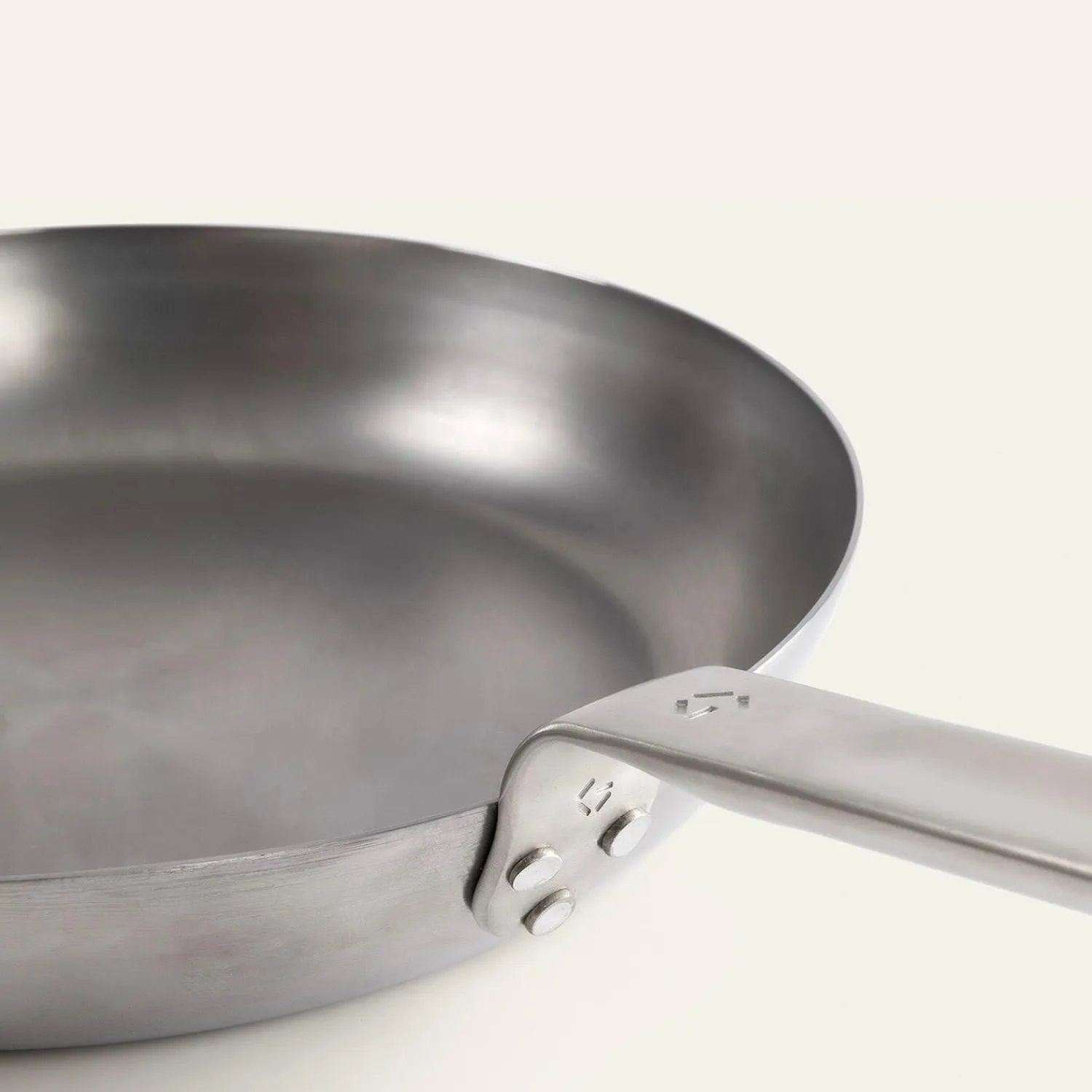 Sale Gastrotools Stegepande carbonstål Ø 28 cm