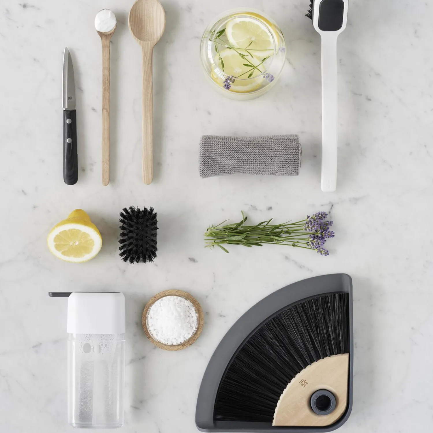 RIG-TIG Køkkenudstyr<SWEEP-IT fejebakke og kost, grey